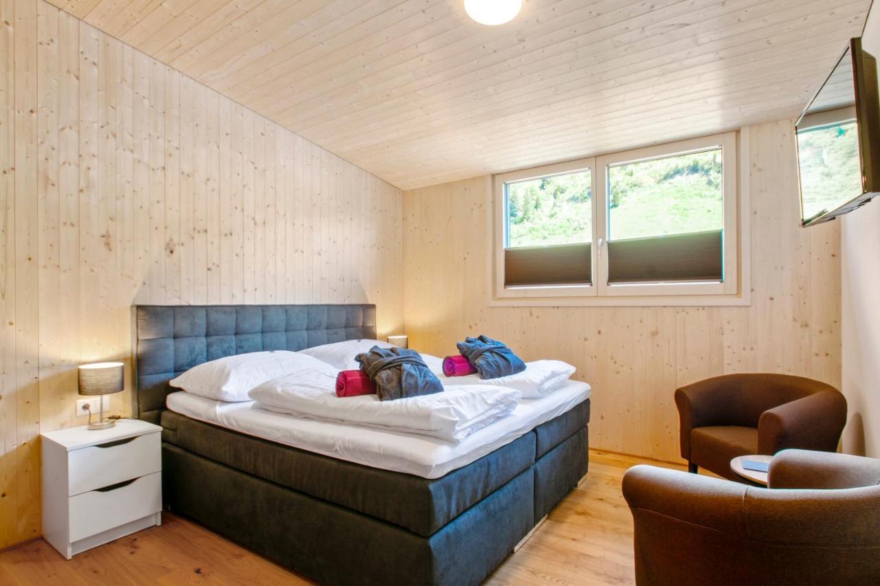 Haus Berghof Bed & Breakfast Schröcken Екстериор снимка