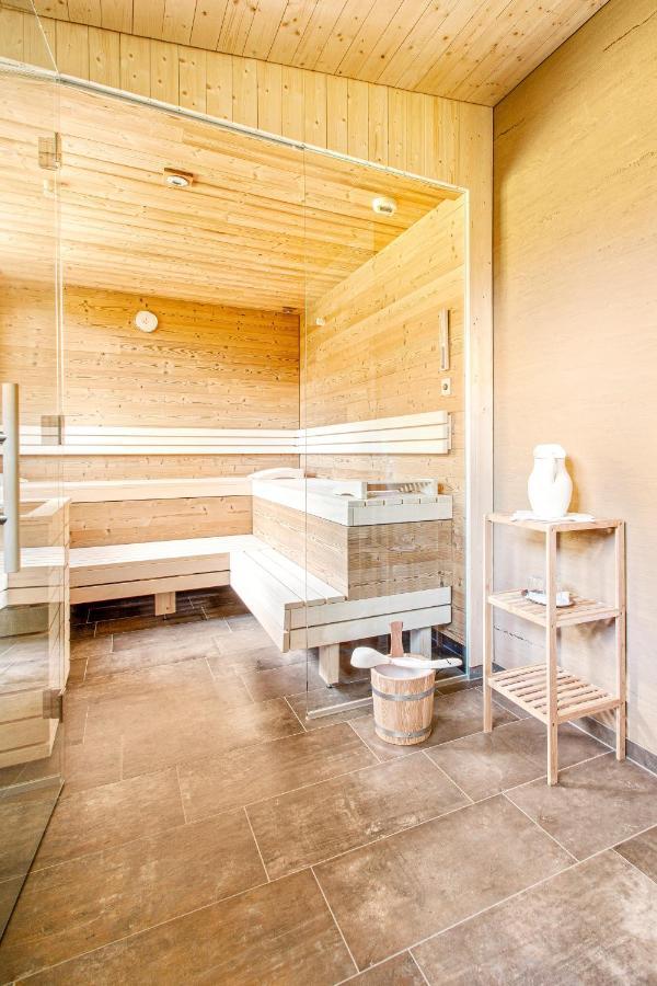 Haus Berghof Bed & Breakfast Schröcken Екстериор снимка