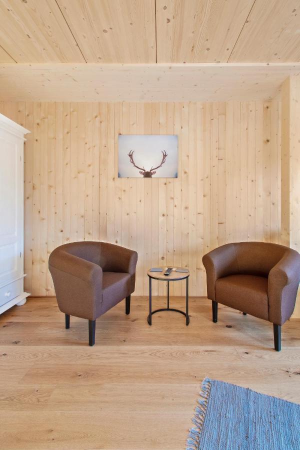 Haus Berghof Bed & Breakfast Schröcken Екстериор снимка