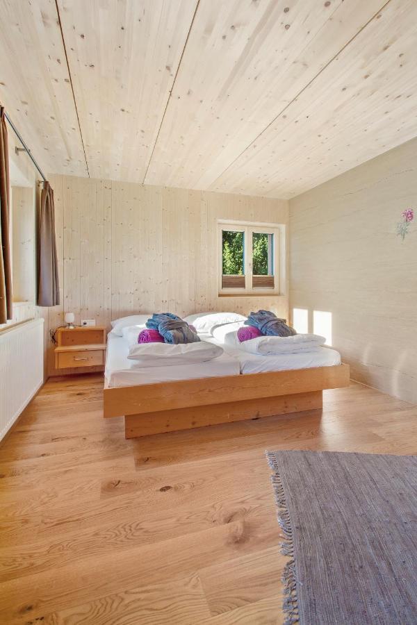 Haus Berghof Bed & Breakfast Schröcken Екстериор снимка